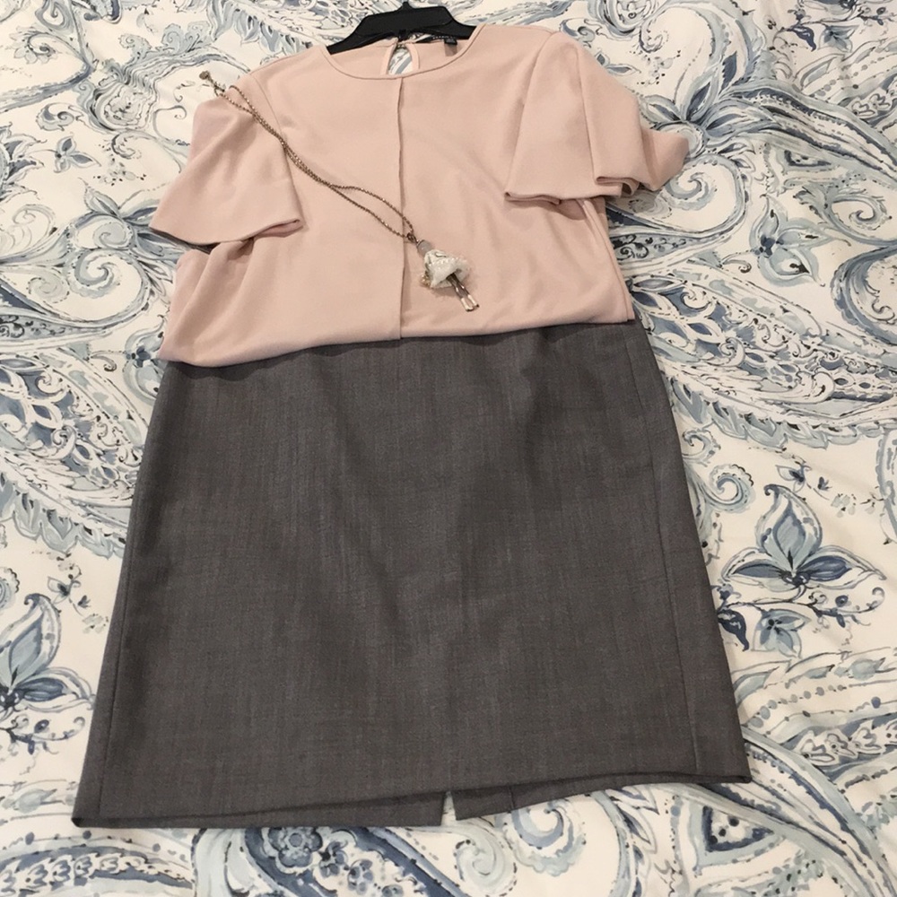 Banana Republic gray pencil skirt